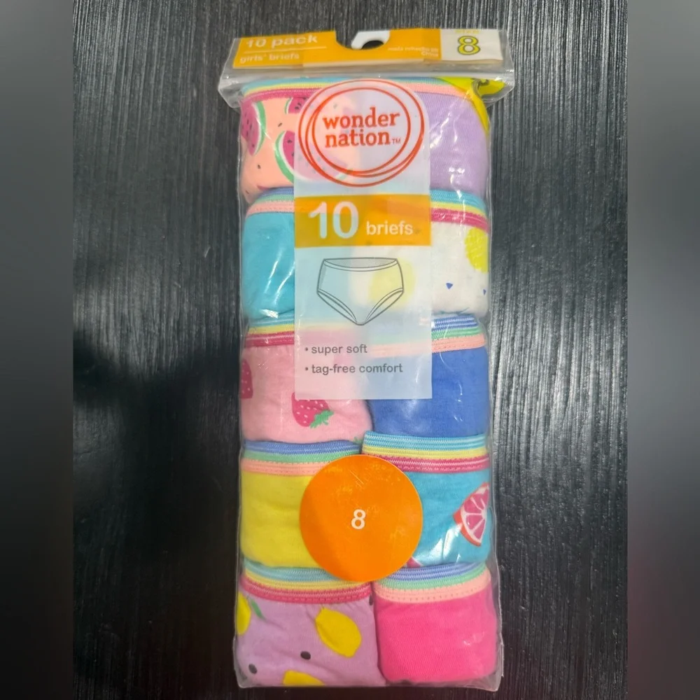 NWT Size 8 Wonder Nation Briefs pack of 10